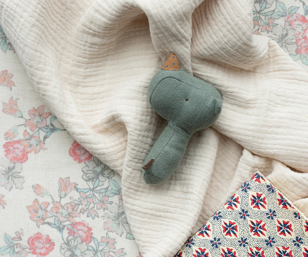 Lullaby Friend Rattle, Rhino